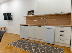 Studio (Standard Studio Apartment) | Private kitchen | Fridge - Exclusive and Classy Apartments Downtown Ljubljana (Ljubljana)