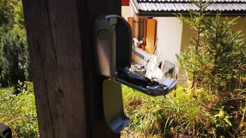 Apartment (Two Bedroom Apartment with Balcony) | Exterior