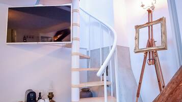 Standard Room | Individually decorated, individually furnished, blackout curtains