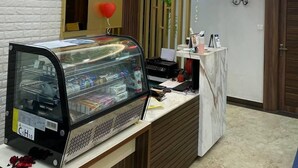 Imej tidak diklasifikasikan, 4 daripada 10, butang