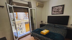 واي فاي مجانًا وملاءات أسرّة