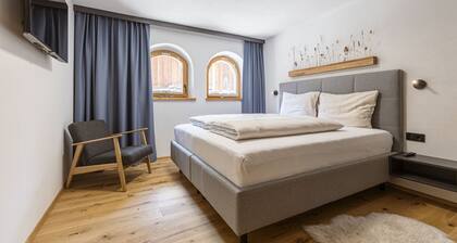 Apartment in Tyrol on the ski-slope