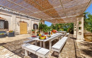 Outdoor dining - 1 bedroom amazing home in Ostuni (Ostuni)