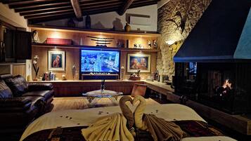 3 Schlafzimmer, Reisekinderbett, WLAN, BettwÀsche