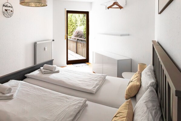 2 chambres, lit parapluie, Wi-Fi gratuit, draps fournis