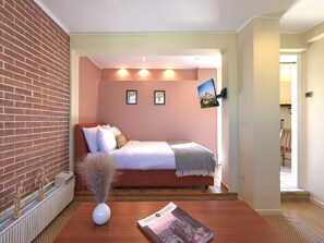 Room - Charming Industrial Studio (Athens)