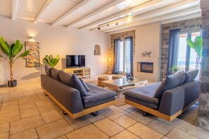 4 habitaciones y escritorio 