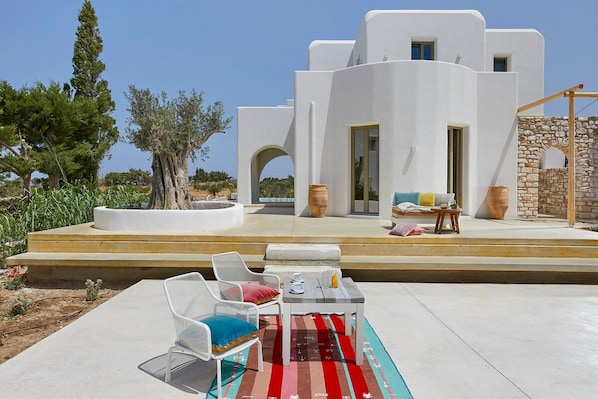 Villa | 3 bedrooms, desk - Luxury Villa Libra - Allparos Villas (Paros)