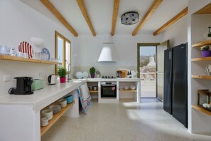 3 habitaciones y escritorio 