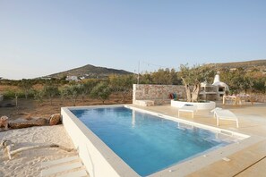 Villa | 3 bedrooms, desk - Luxury Villa Libra - Allparos Villas (Paros)