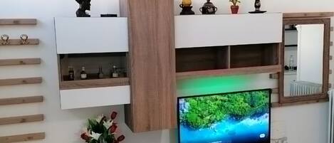 House | 1 bedroom