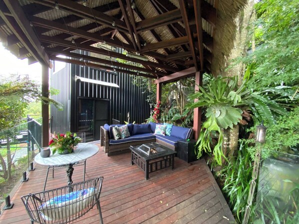 Cabin, 1 Bedroom, Smoking, Balcony | Garden - Cabane Tiny Tree House no4 (Beechmont)