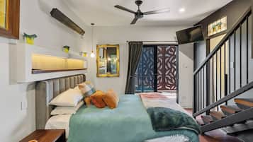 Cabin, 1 Bedroom, Smoking, Balcony | 2 bedrooms