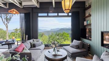 Cabin, 1 Bedroom, Smoking, Balcony | Living room