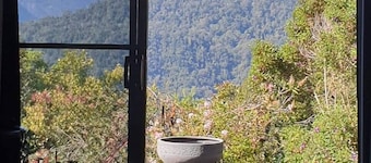 Escape to a Mountain Retreat in Beechmont, Australia