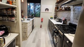 Cabin, 1 Bedroom, Smoking, Balcony | Interior