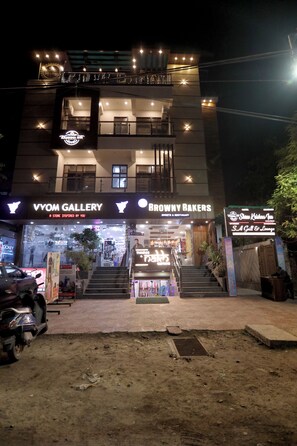 Reka bentuk bangunan