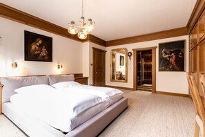 5 Schlafzimmer, WLAN, Bettwäsche