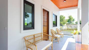 Superior Family Room | Living area | TV