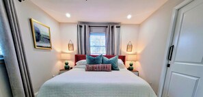 4 bedrooms, desk, iron/ironing board, travel cot