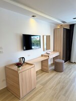 Family Quadruple Room, Mountain View | Desk, soundproofing, free WiFi