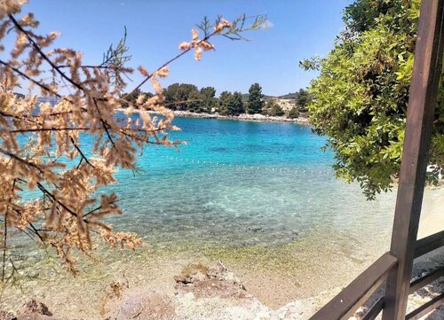Geräumige Villa Cosy mit Meerblick, nahe Strand, Flughafen und Trogir