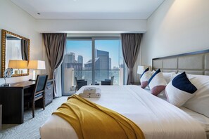 Luxury Studio, Marina View | Free WiFi - Luxury Studio with Stunning Marina & Beach Views (Dubai)