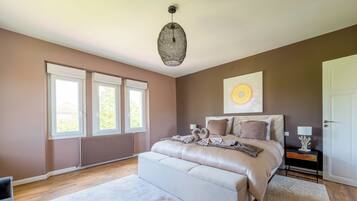 10 chambres, Wi-Fi, draps fournis