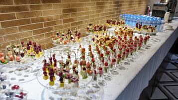 Daily continental breakfast (USD 10 per person)