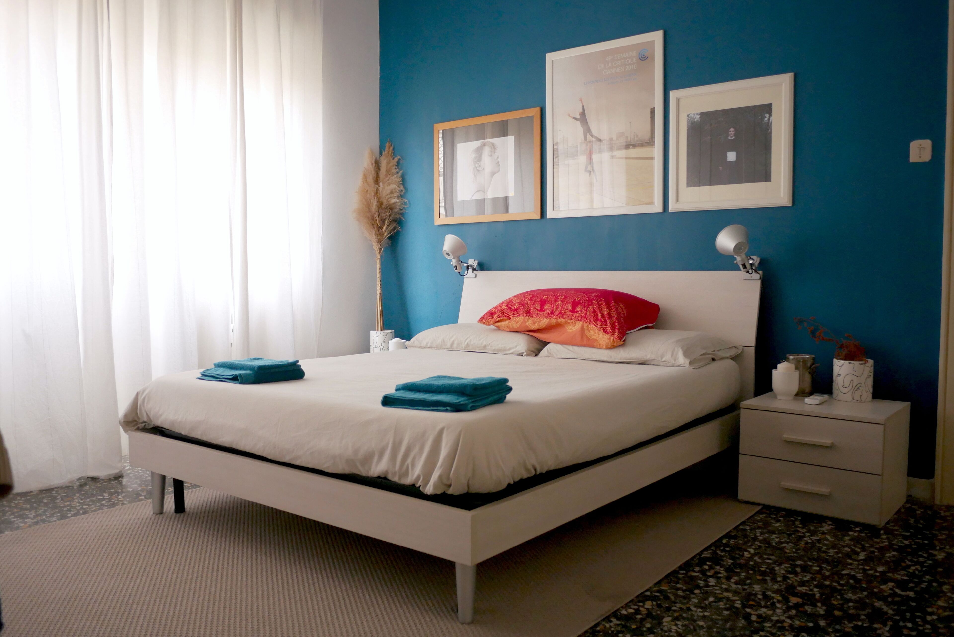 1 chambre, fer et planche à repasser, Wi-Fi, literie fournie