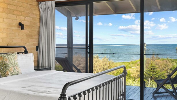 Unclassified image, 1 of 50, button - Caloundra Retro Beach House in Front of Ocean (Caloundra Region)