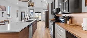 Spacious Downtown Indy Home – Perfect for Groups