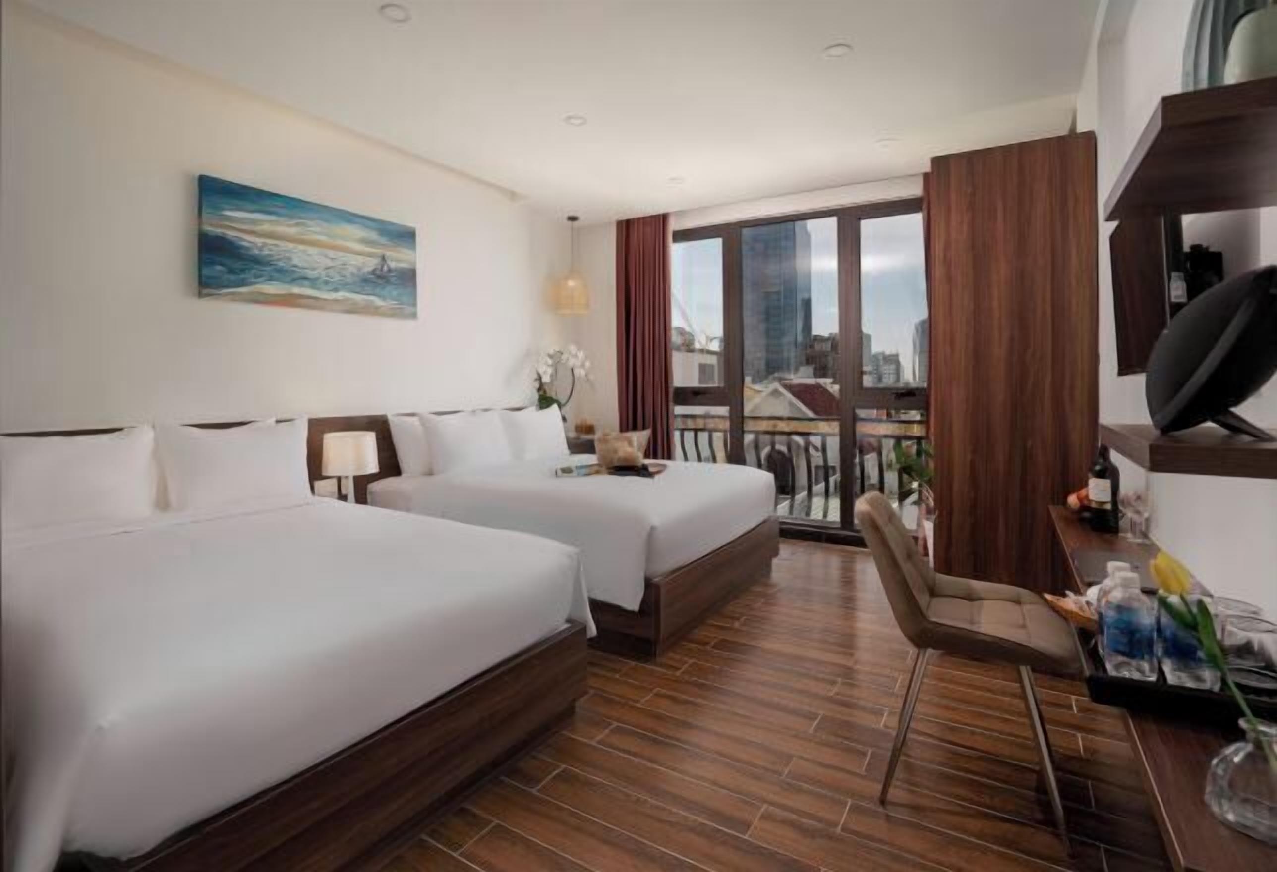 Minibar, bureau, chambres insonorisées, Wi-Fi gratuit