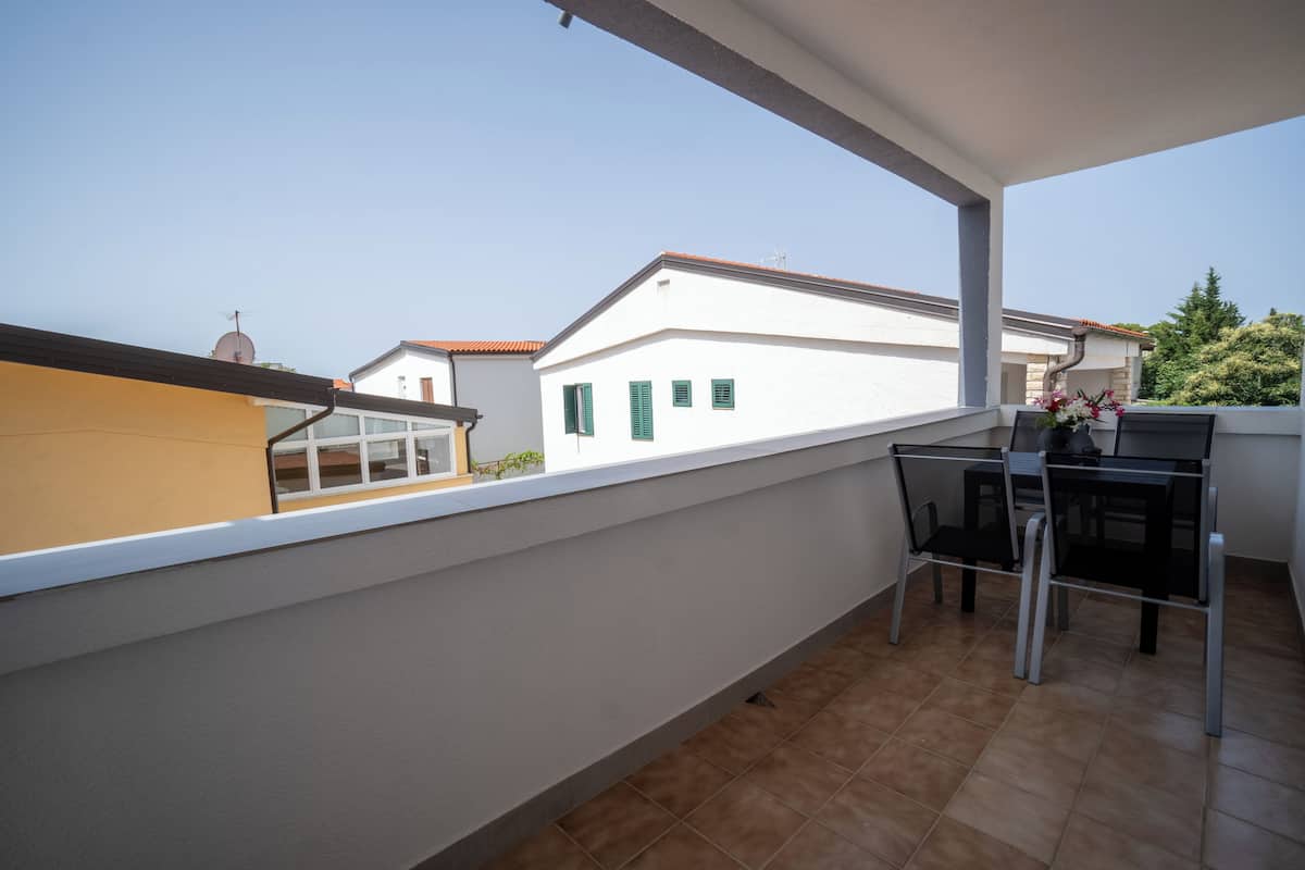 Comfort Apartment, Balcony, Garden View | Teres/patio