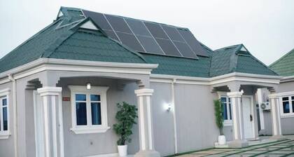 Affordable and Luxury One-Bedroom Ensuite Apt