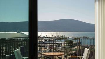 Family Apartment, 1 Bedroom (SIRO) | Balcony