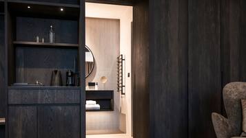 Chambre Double Supérieure, balcon, vue cour intérieure