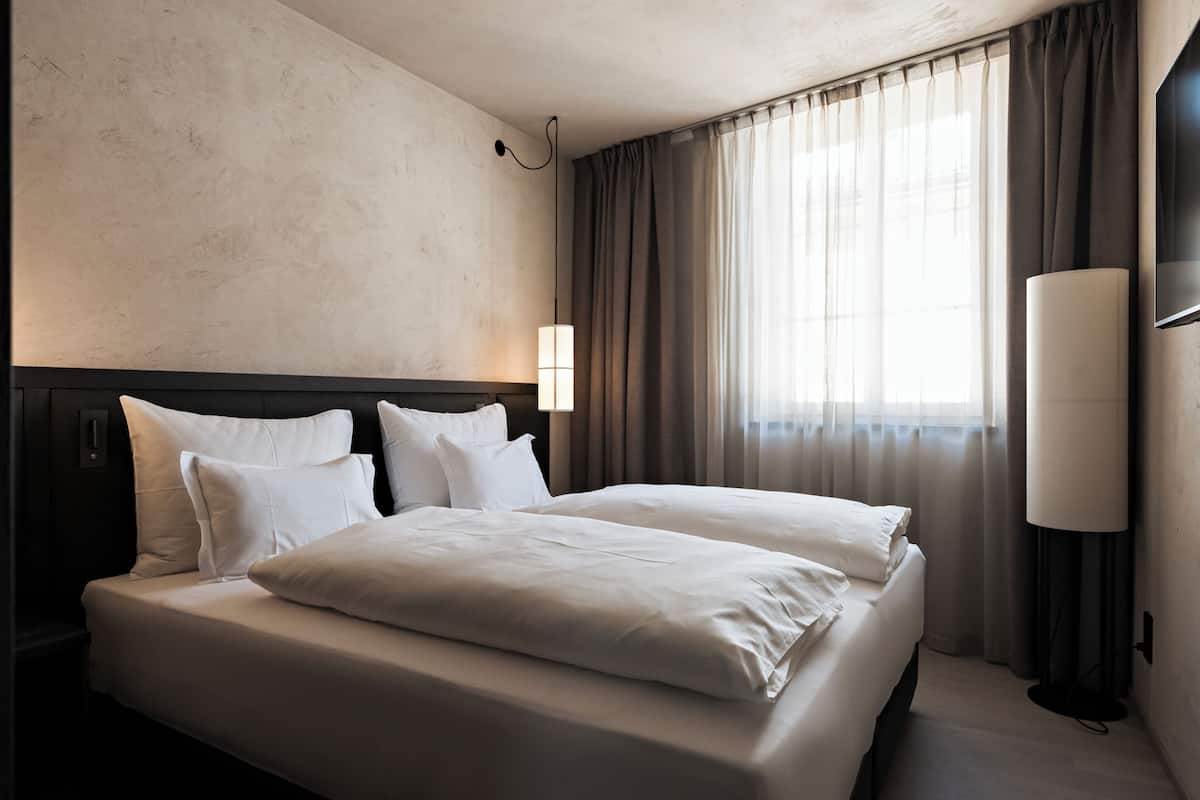 Familie suite, uitzicht op de stad | 1 slaapkamer, lakens van Egyptisch katoen, luxe beddengoed
