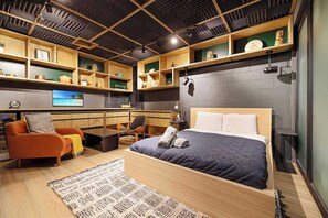 4 slaapkamers, een strijkplank/strijkijzer, reisbedje, wifi