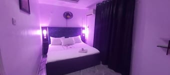 De - Calmcity Guest House