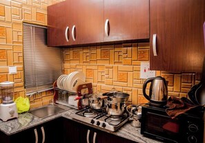 Economy Apartment, Balcony, City View | Private kitchen