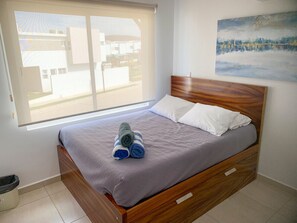 3 bedrooms, iron/ironing board, free WiFi, bed sheets - Casa con alberca propia-Almarena (Mazatlán)