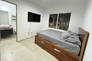 3 habitaciones, tabla de planchar con plancha y wifi gratis 