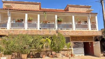 Rom, 1 soverom, røyk, terrasse | Eksteriør