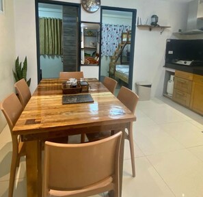 อพาร์ทเมนท์, 2 ห้องนอน | ห้องรับประทานอาหาร
