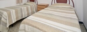 2 chambres, accès au Wi-Fi (inclus)