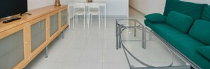TV - Apartment in Platja d'Aro - Terrace, WiFi, beachfront (Platja d'Aro)