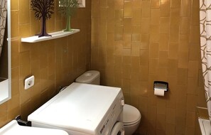 Bathroom - 1-bedroom apartment with terrace and parking in Platja d'Aro (Platja d'Aro)