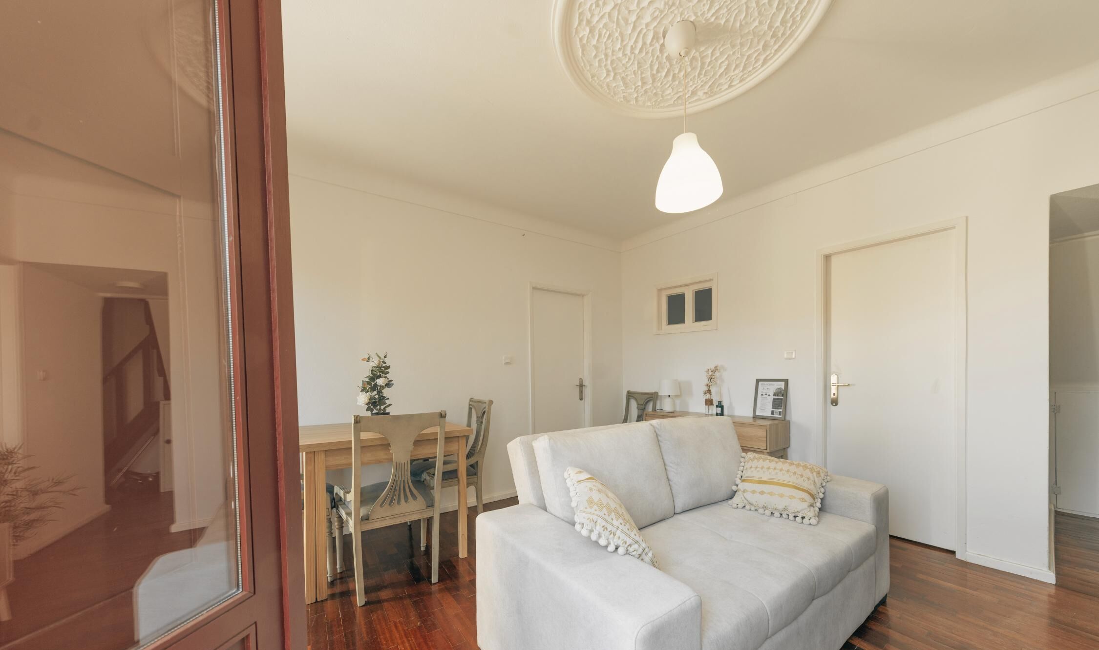 TV màn hình phẳng 