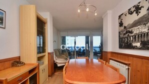 Unclassified image, 5 of 25, button - 3-bedroom beachfront apartment with terrace in Platja d'Aro (Platja d'Aro)